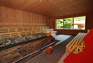 [Translate to French:] Aufguss-Sauna in der Roetgen-Therme